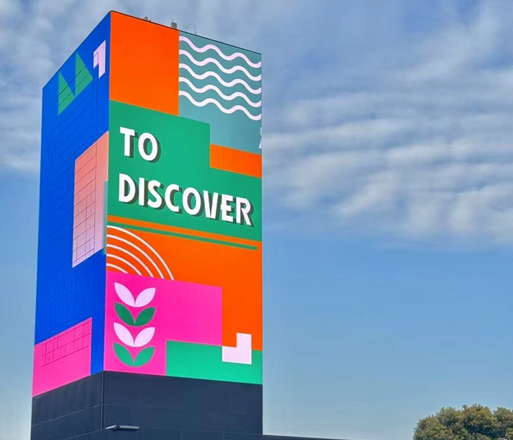 facade-advertising-led-display-screen-architectural-art