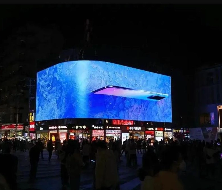 facade-advertising-led-display-screen-mall